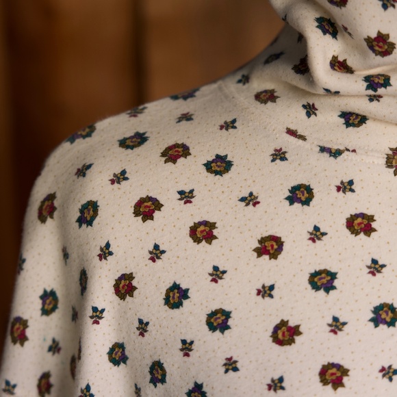 Vintage 90's Woolrich Woman 100% Cotton Winter Floral Turtleneck Long Sleeve M - Picture 8 of 14